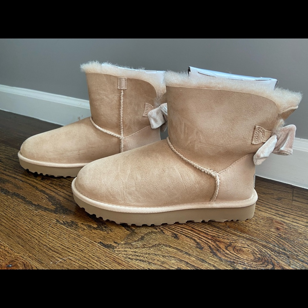 Women UGG Mini Bailey Bow Velvet Ribbon